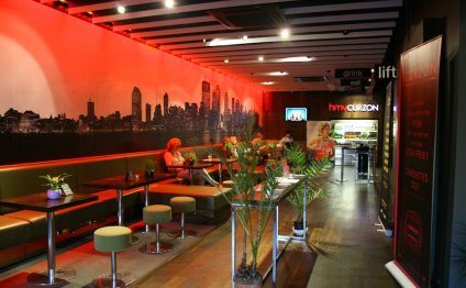 Hmv-curzon-cafe-3