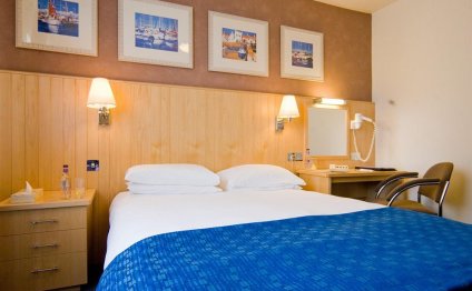 Best deals: Merton Hotel - St